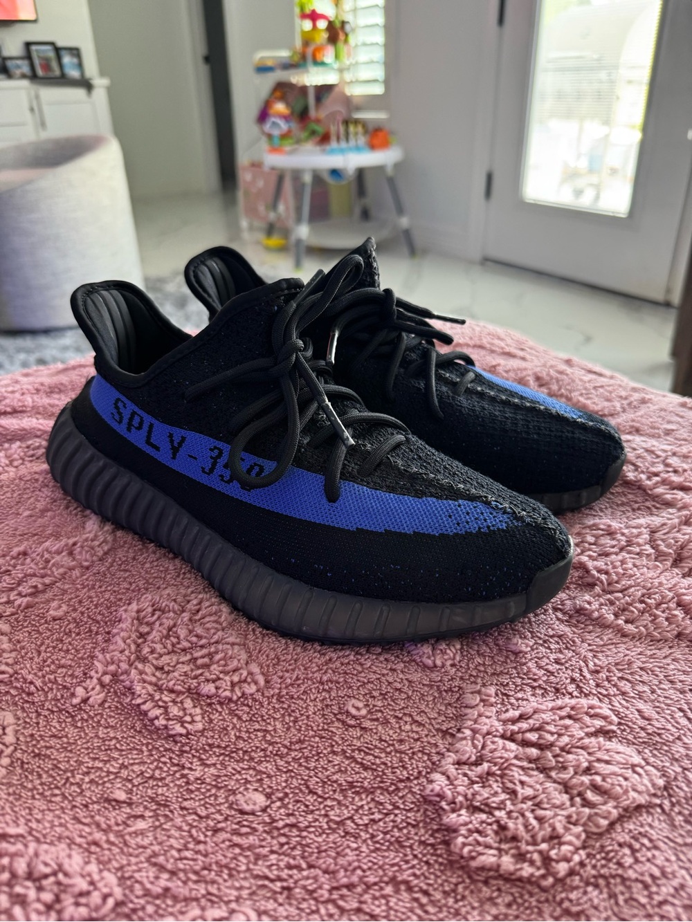 Yeezys SPLY-350